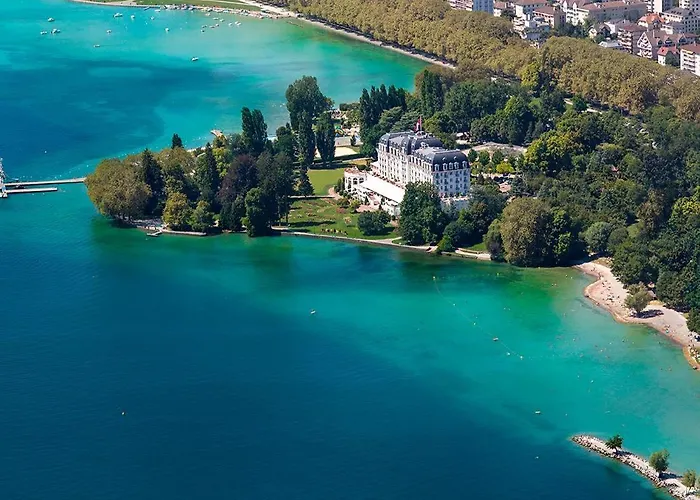 Studio Moderne, Place Parking Prive, Emplacement Ideal A 100 M Du Lac.