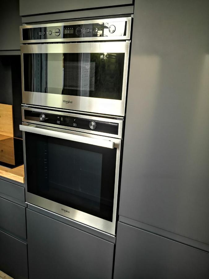 Apartamento Moderne, Place Parking Prive, Emplacement Ideal A 100 M Du Lac. Annecy