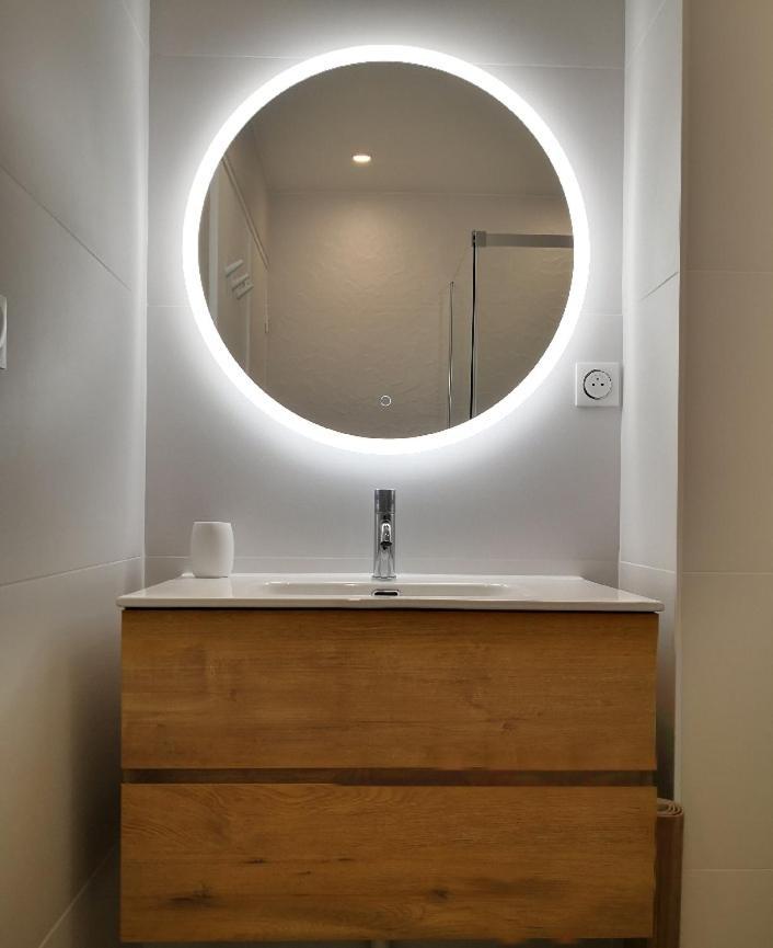 Moderne, Place Parking Prive, Emplacement Ideal A 100 M Du Lac. Apartamento *